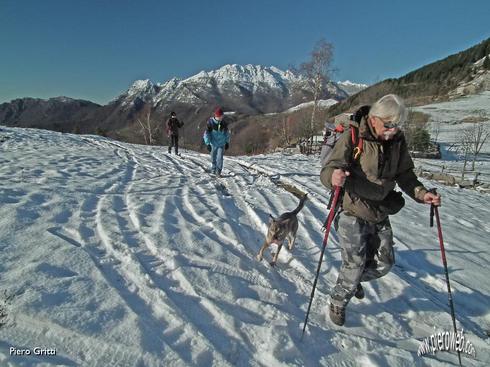 06 Da qui pestiamo la neve.JPG